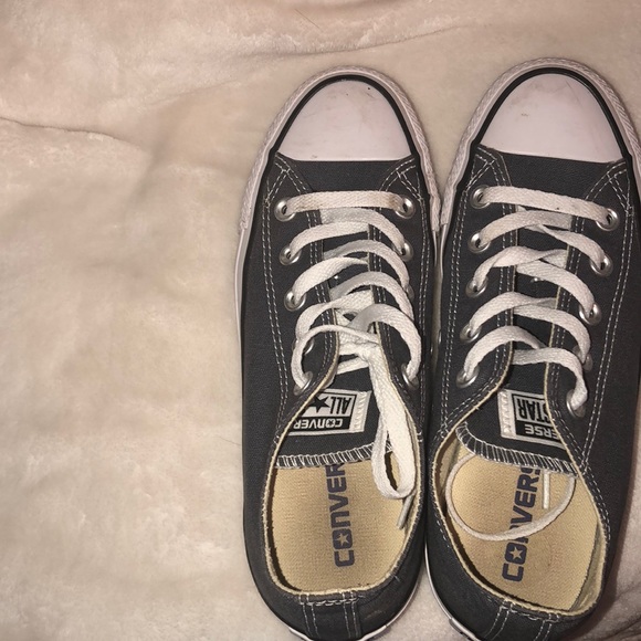 Converse - Picture 2 of 2